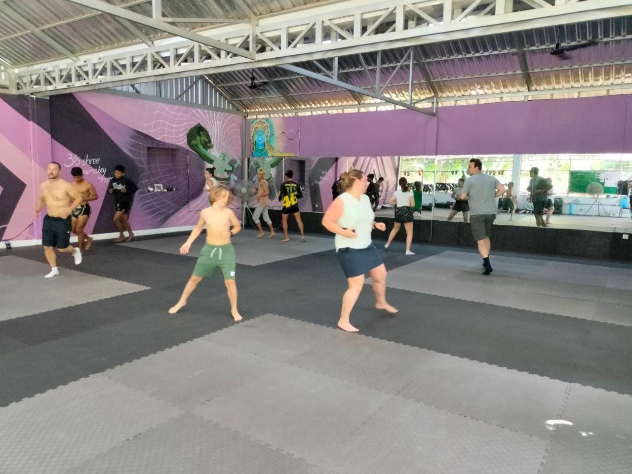 Hotel Ground Zero Martial Arts And Yoga Siem Reap Esterno foto
